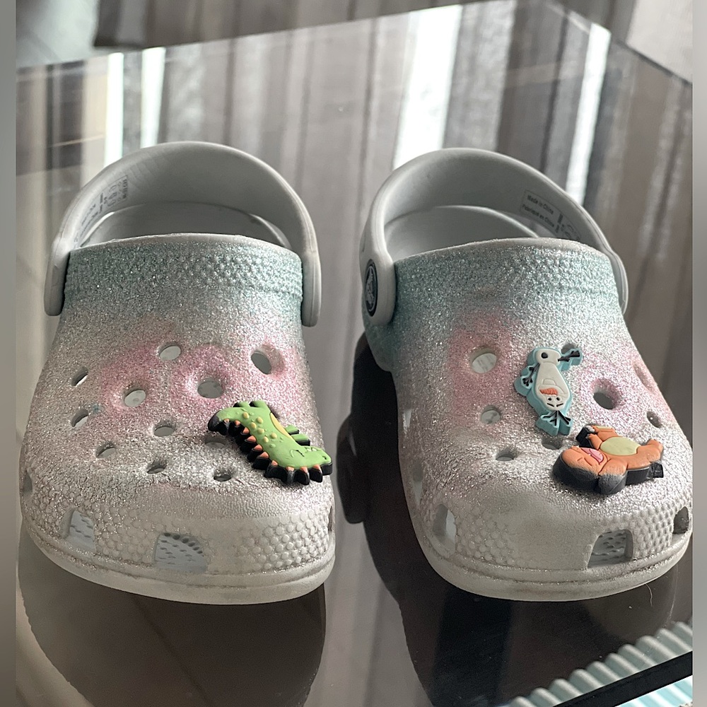 Crocs girl size C9